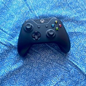 Selling Xbox one Controller